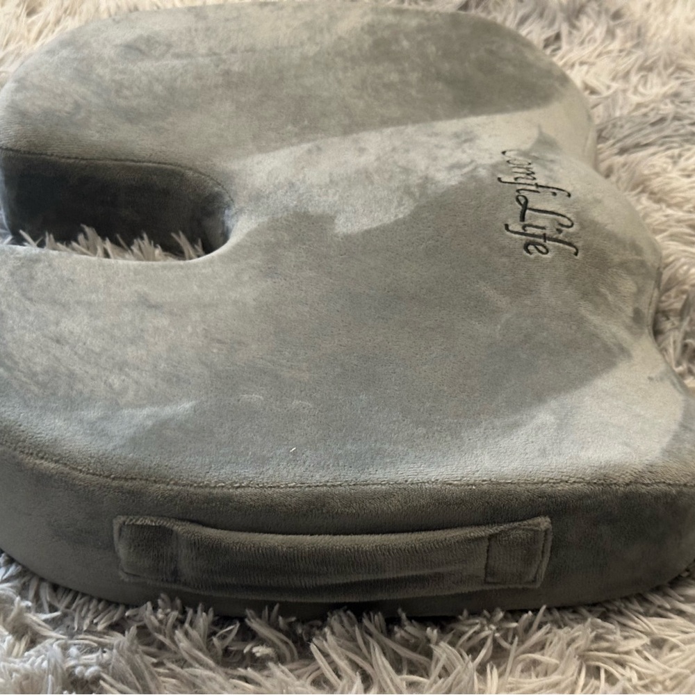 ComfiLife Gray Memory Foam Seat Cushion - Picture 4 of 4